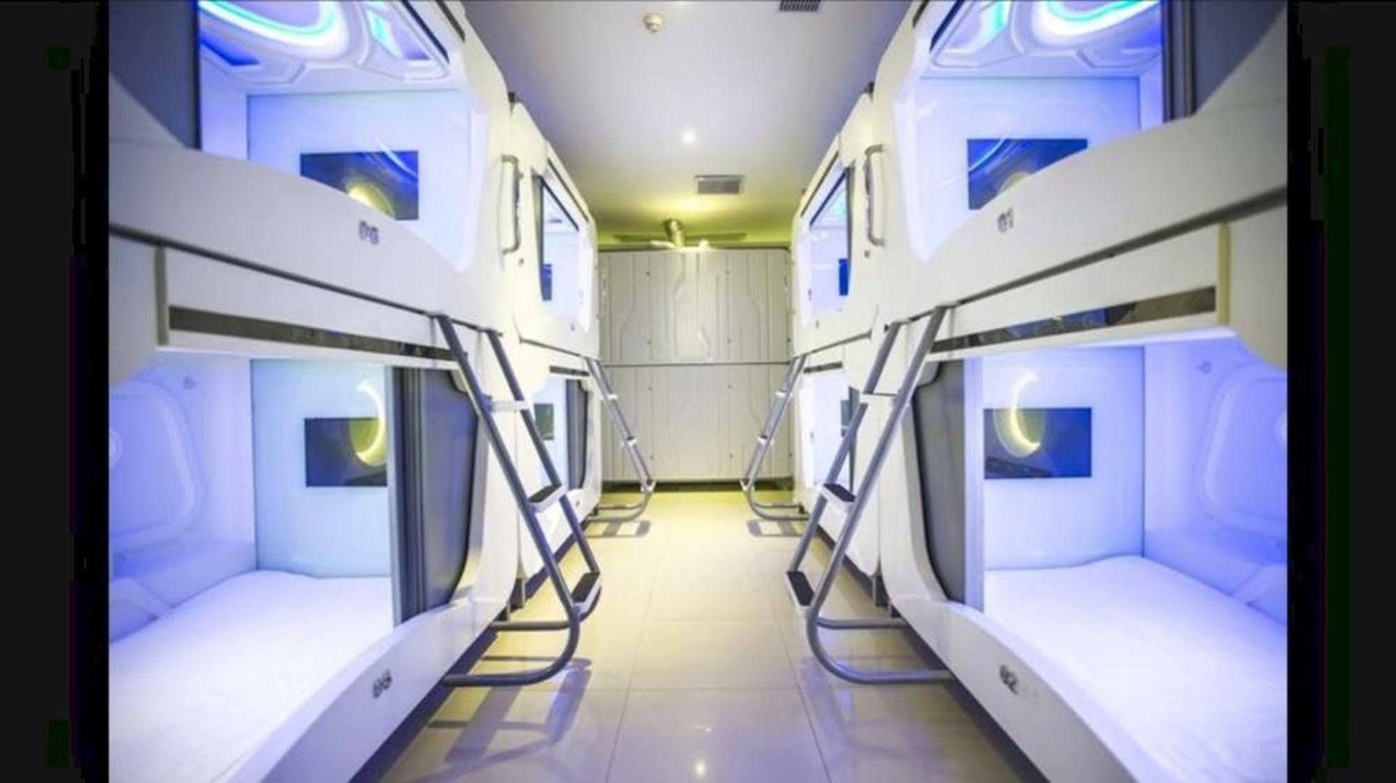 ג'ורג' טאון Time Capsule Hotel מראה חיצוני תמונה